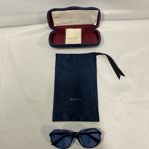 Gucci Sunglasses - Picture 11 of 16